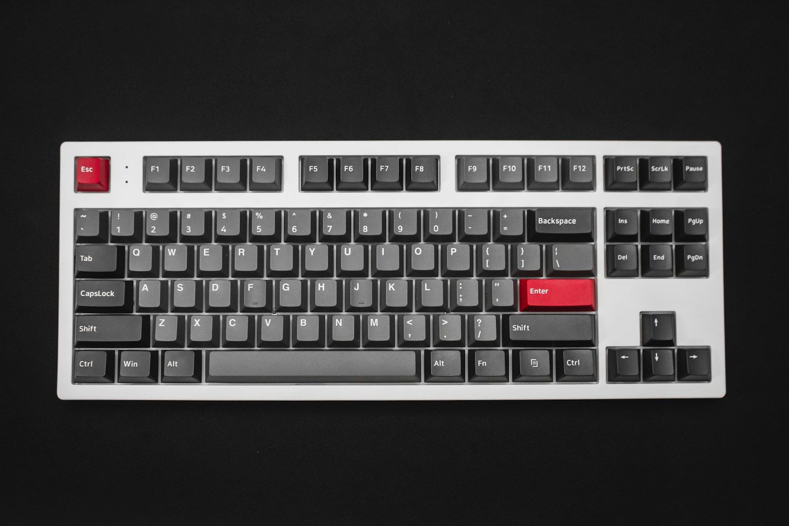 Lubing switches — worth it, but not for the reason given